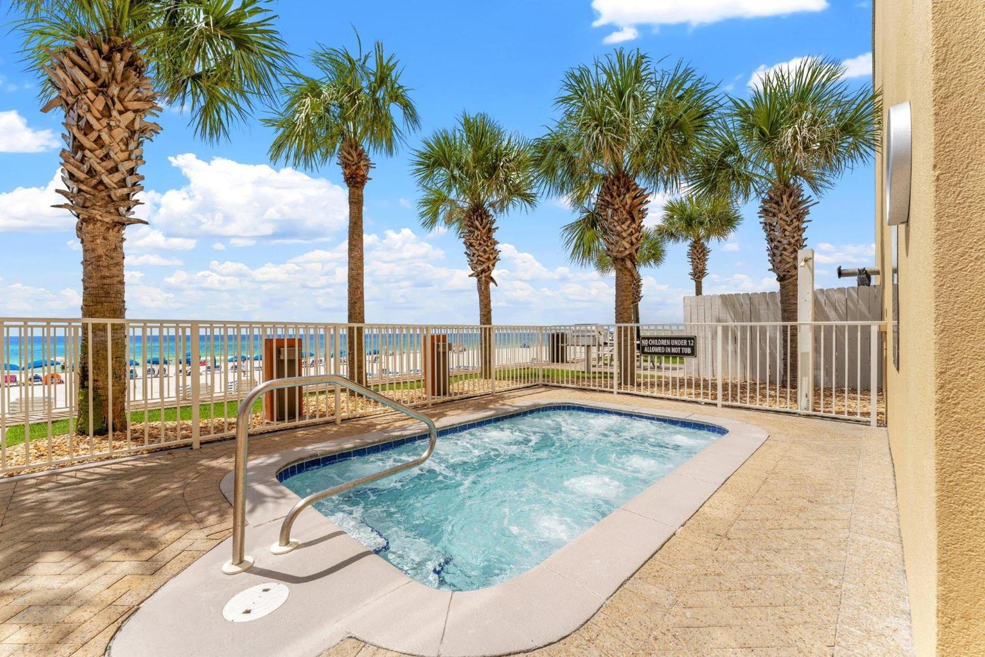 Tropic Winds 801 Holiday home *